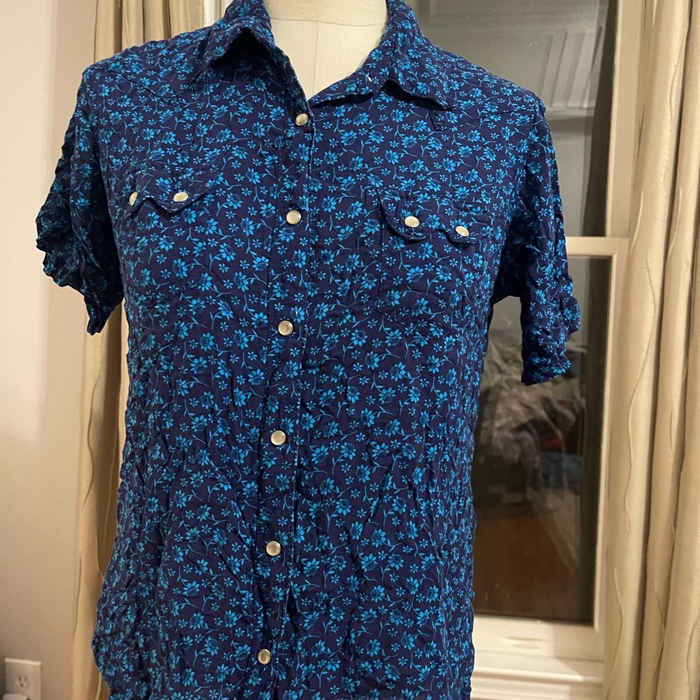 Women’s Navy Blue Floral Button-Up Top